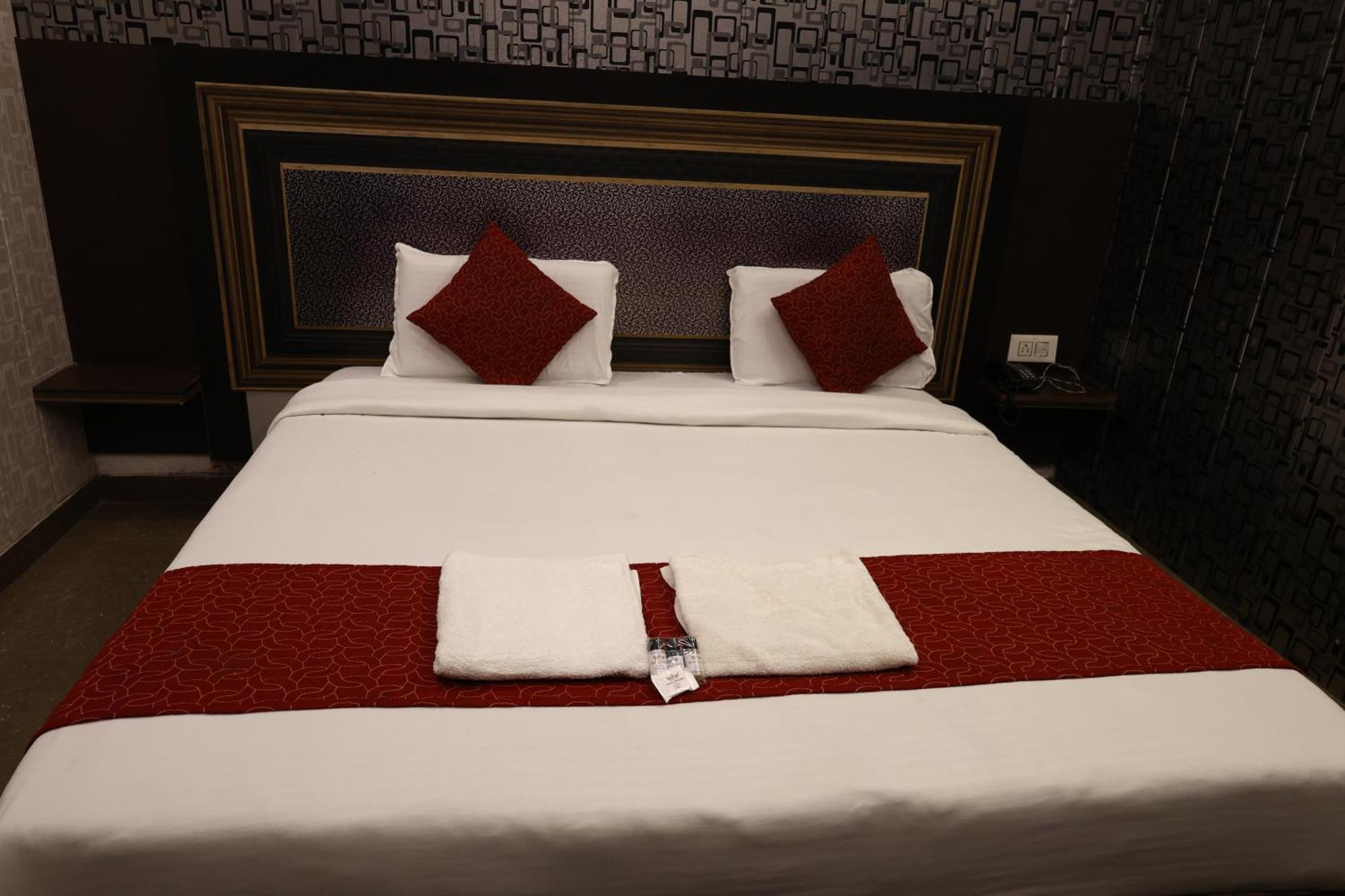 Hotel Pardesi 하리드와르 외부 사진