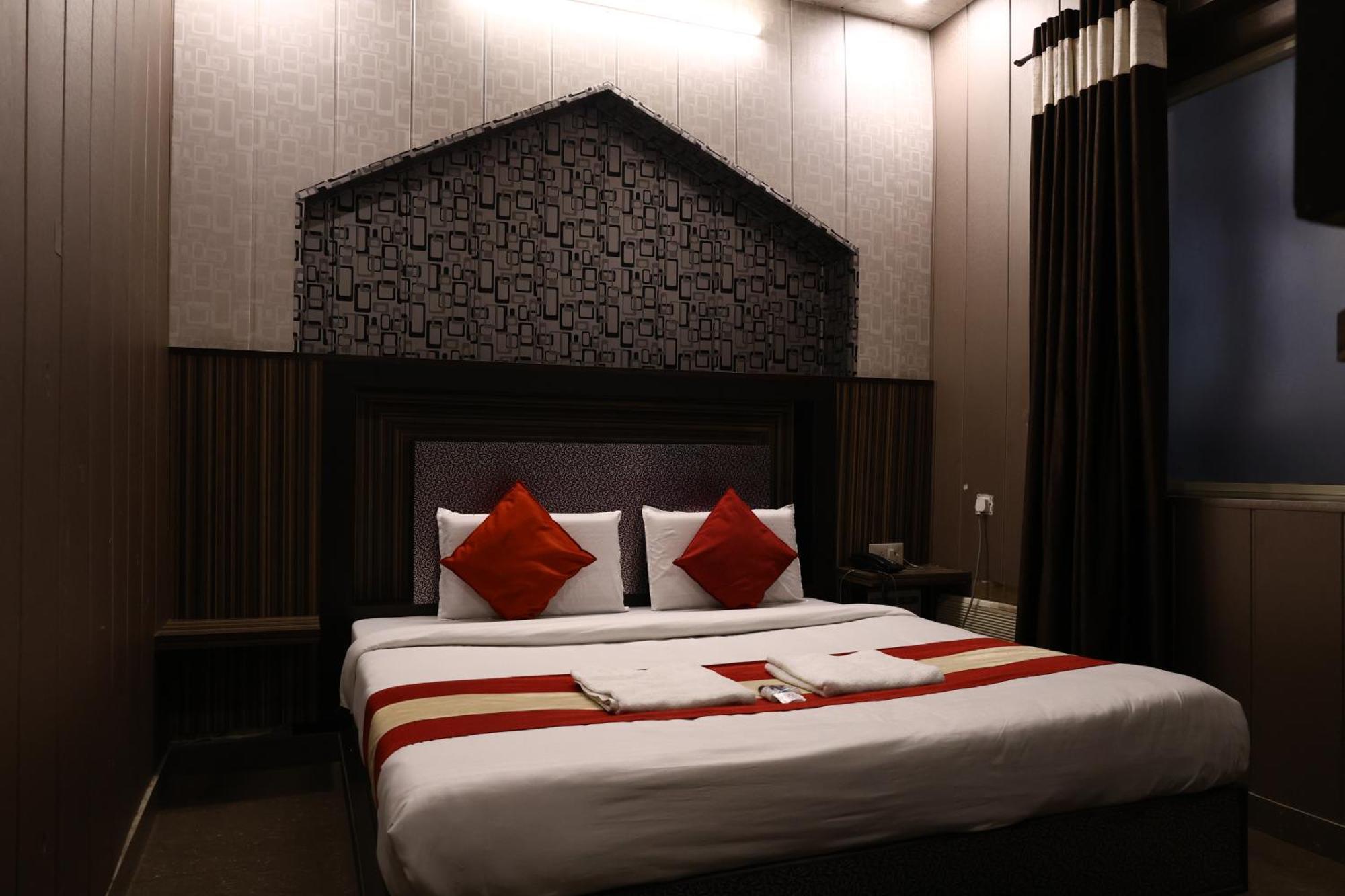 Hotel Pardesi 하리드와르 외부 사진