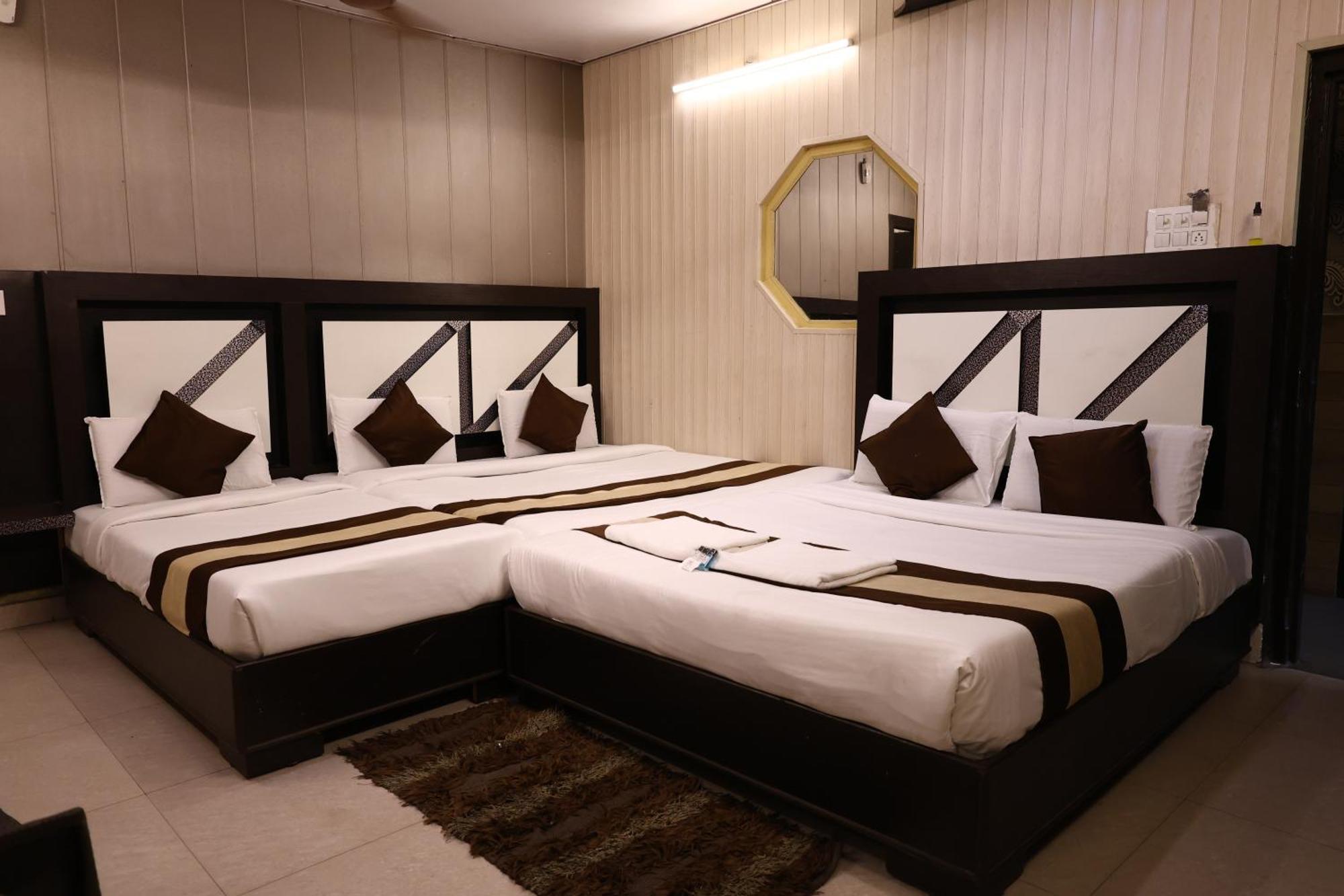Hotel Pardesi 하리드와르 외부 사진