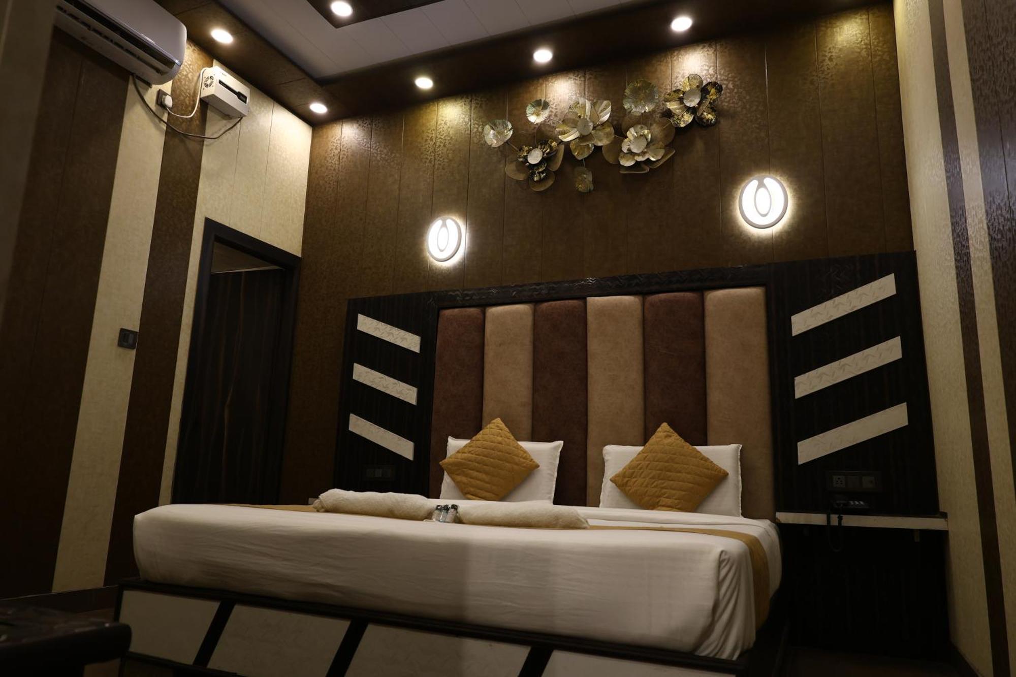 Hotel Pardesi 하리드와르 외부 사진