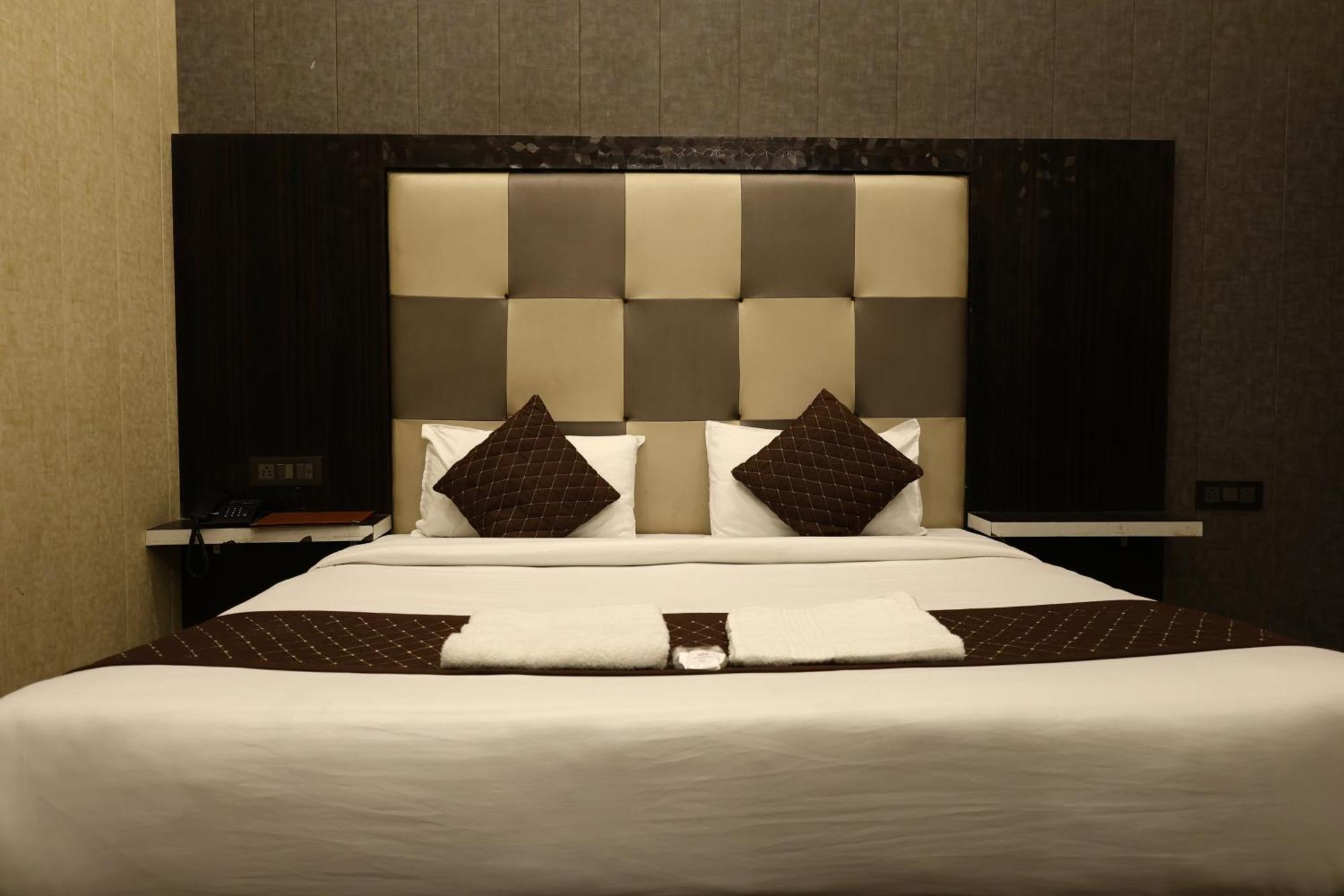 Hotel Pardesi 하리드와르 외부 사진