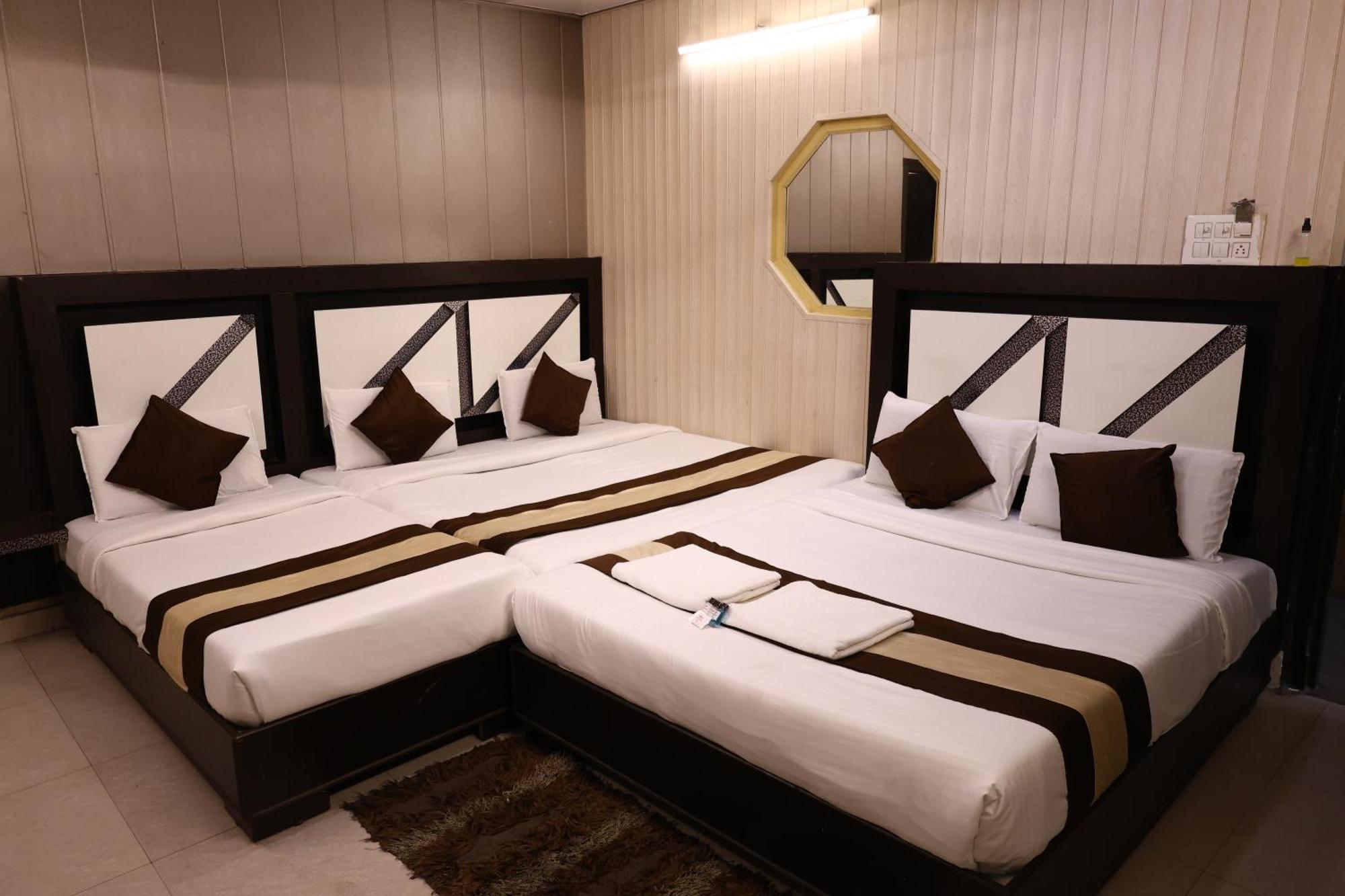 Hotel Pardesi 하리드와르 외부 사진