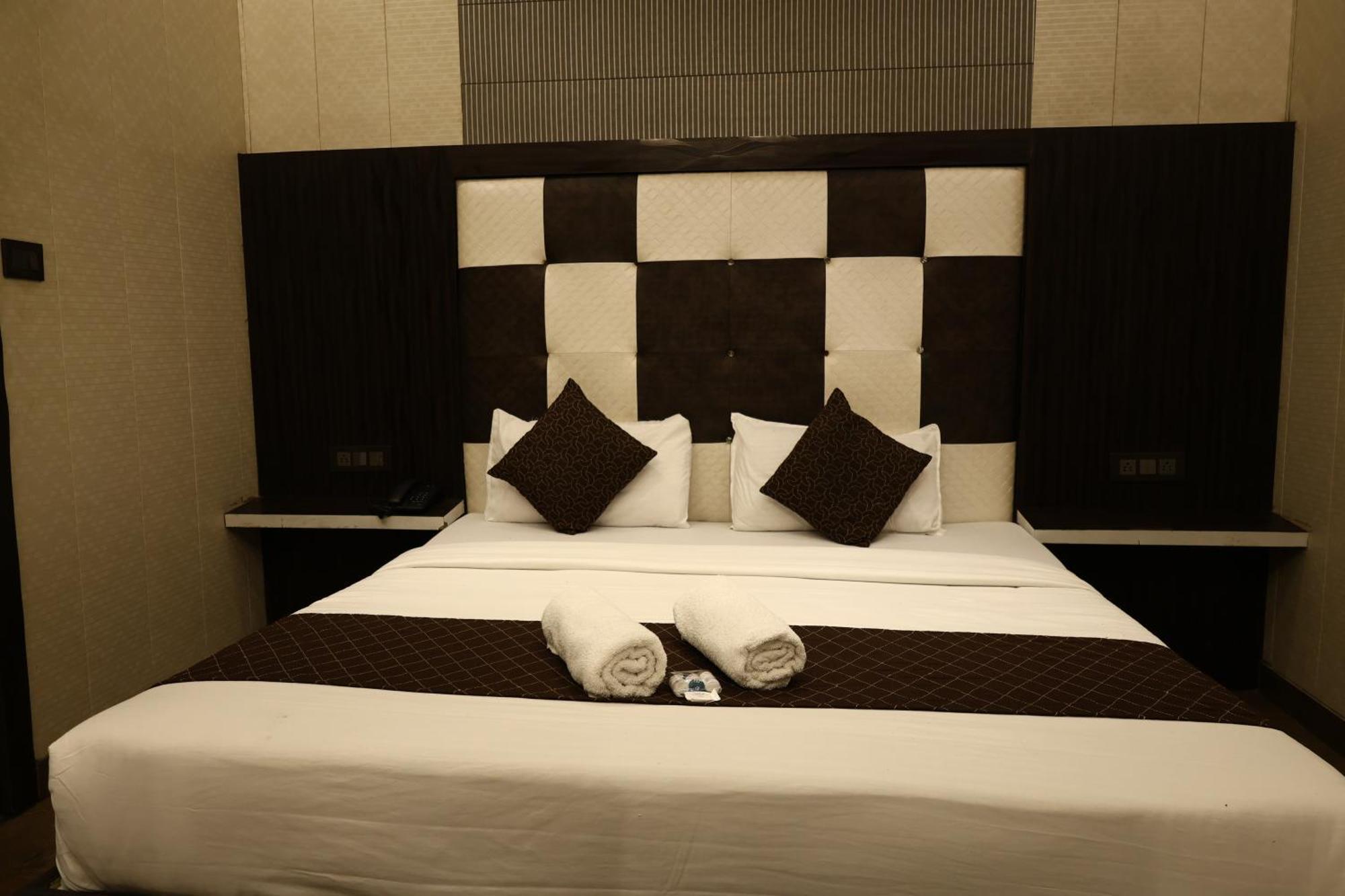 Hotel Pardesi 하리드와르 외부 사진