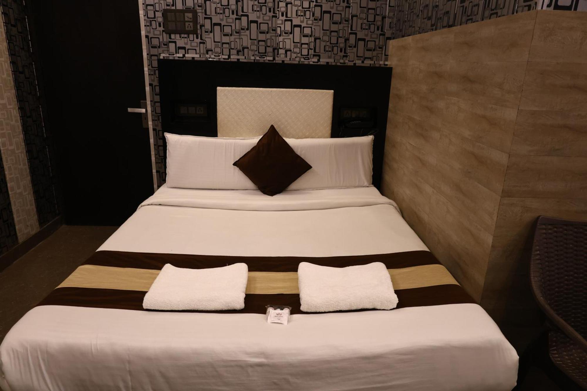 Hotel Pardesi 하리드와르 외부 사진