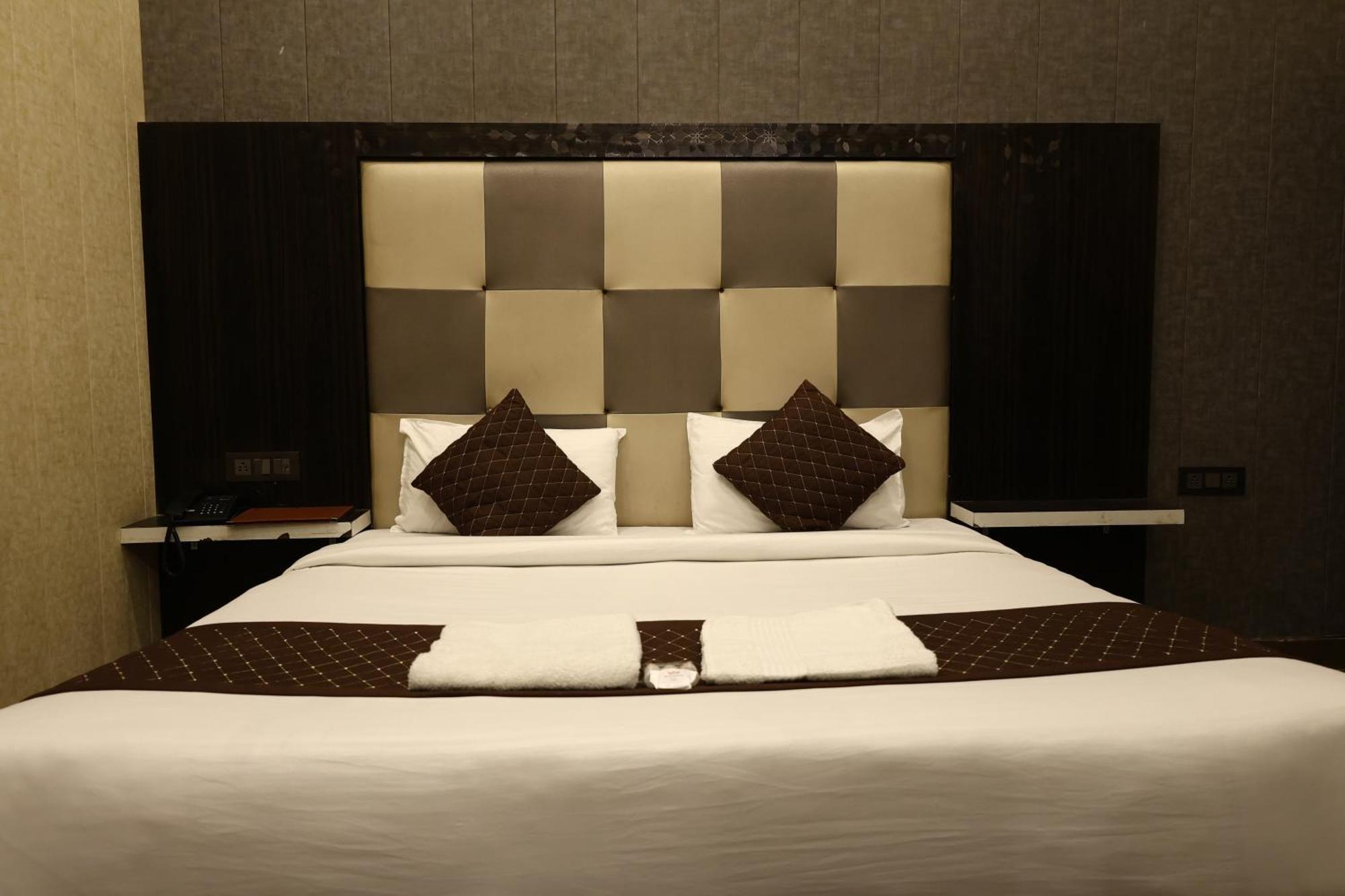 Hotel Pardesi 하리드와르 외부 사진