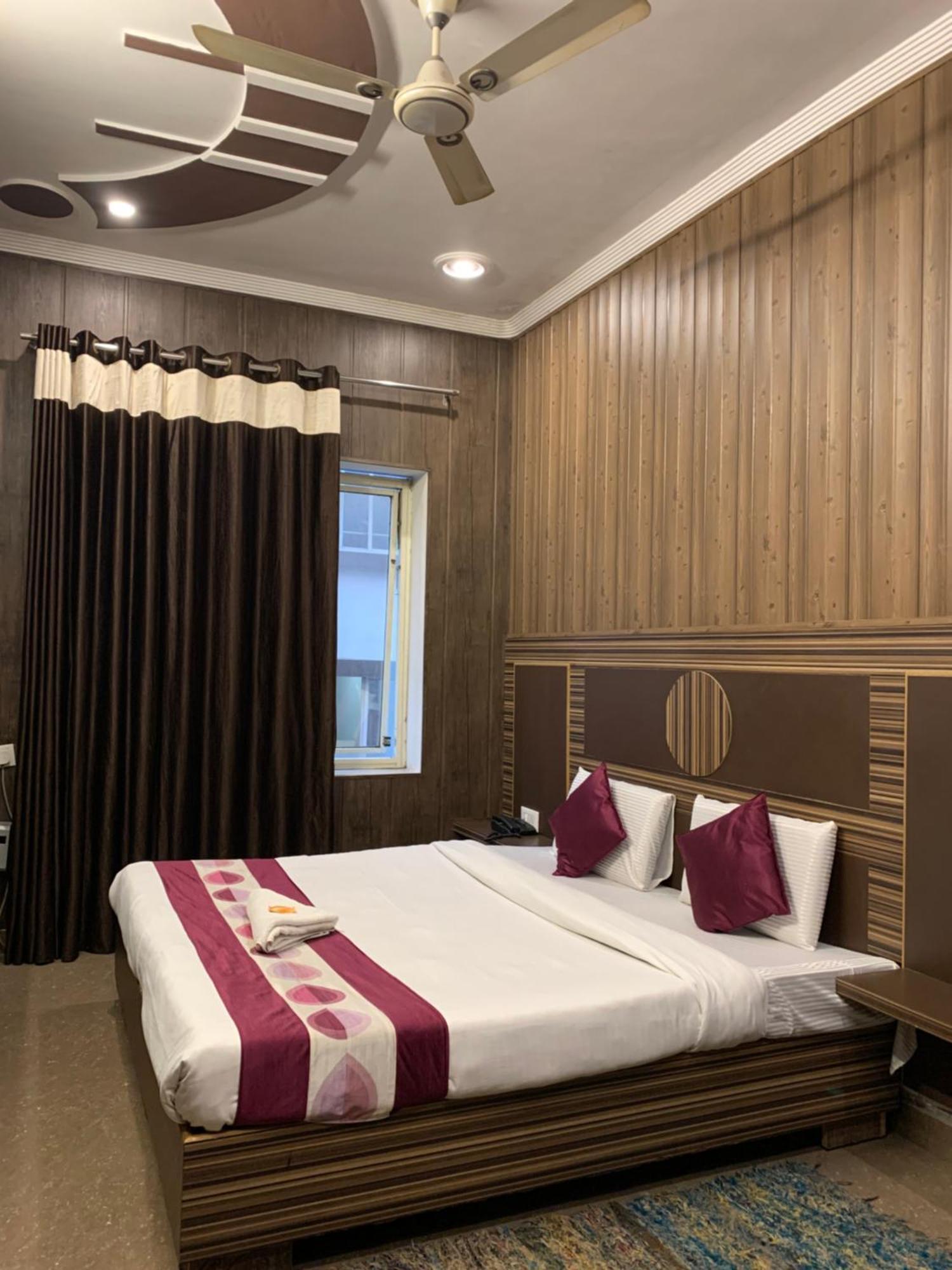 Hotel Pardesi 하리드와르 외부 사진