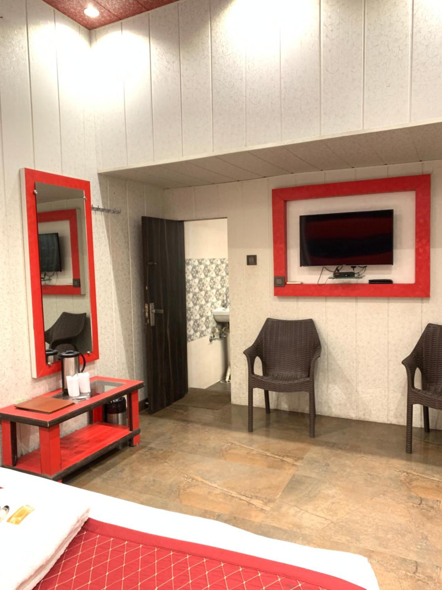 Hotel Pardesi 하리드와르 외부 사진