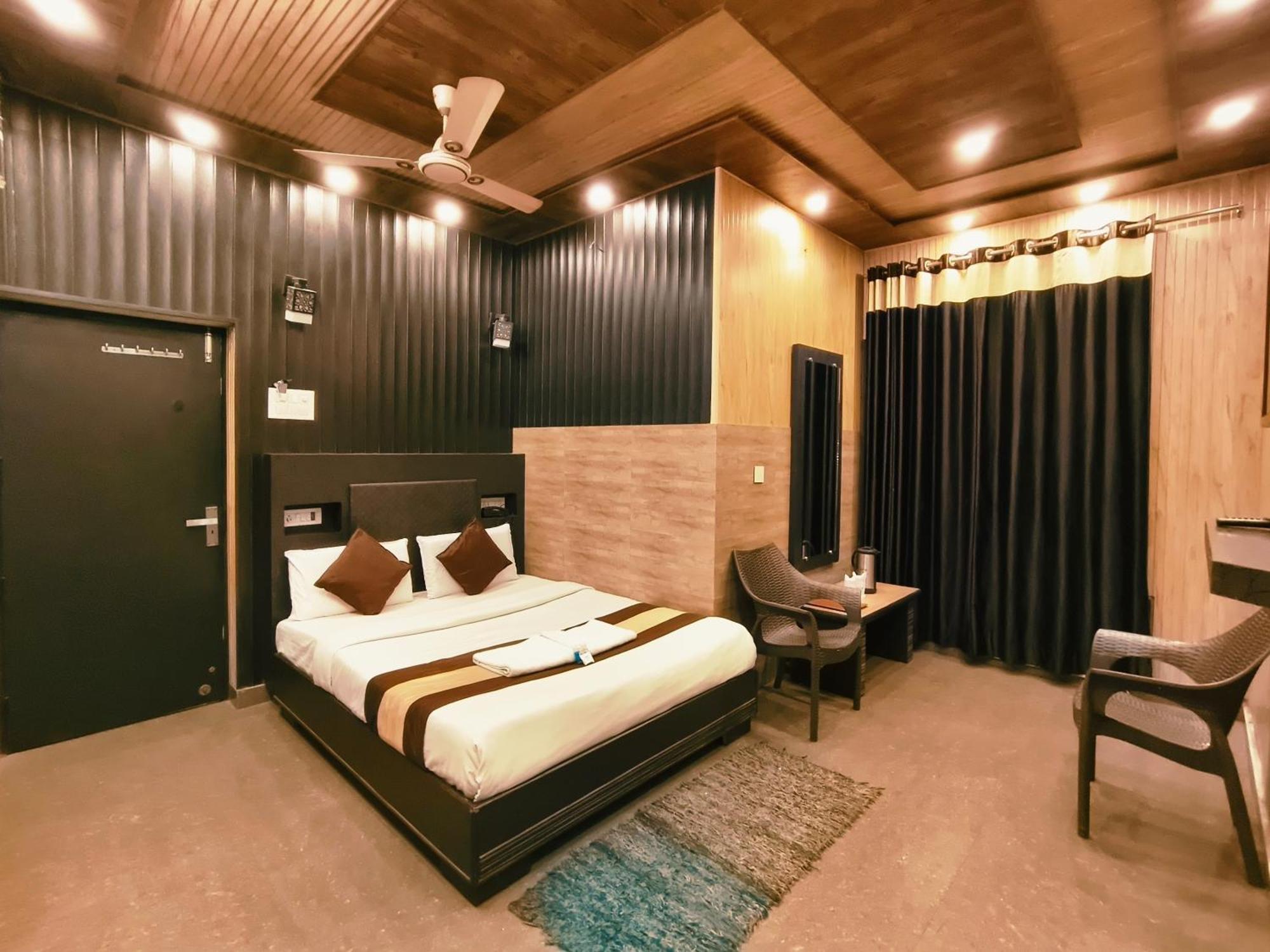 Hotel Pardesi 하리드와르 외부 사진